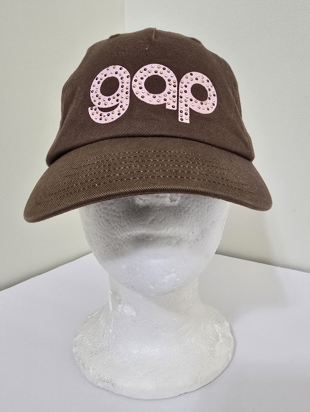 GAP‎ girls S/M Studded Logo Baseball Cap Brown Adjustable